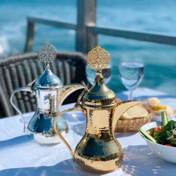 Vintage arabă ceainic, stil etnic, lucrate manual din cupru sculptură, ceai, apă, vin și decor